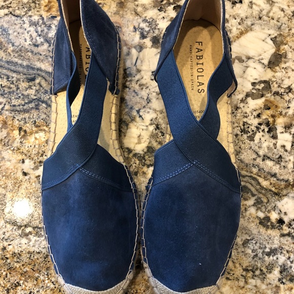 Fabiolas Handcrafted Espadrilles - Picture 2 of 4
